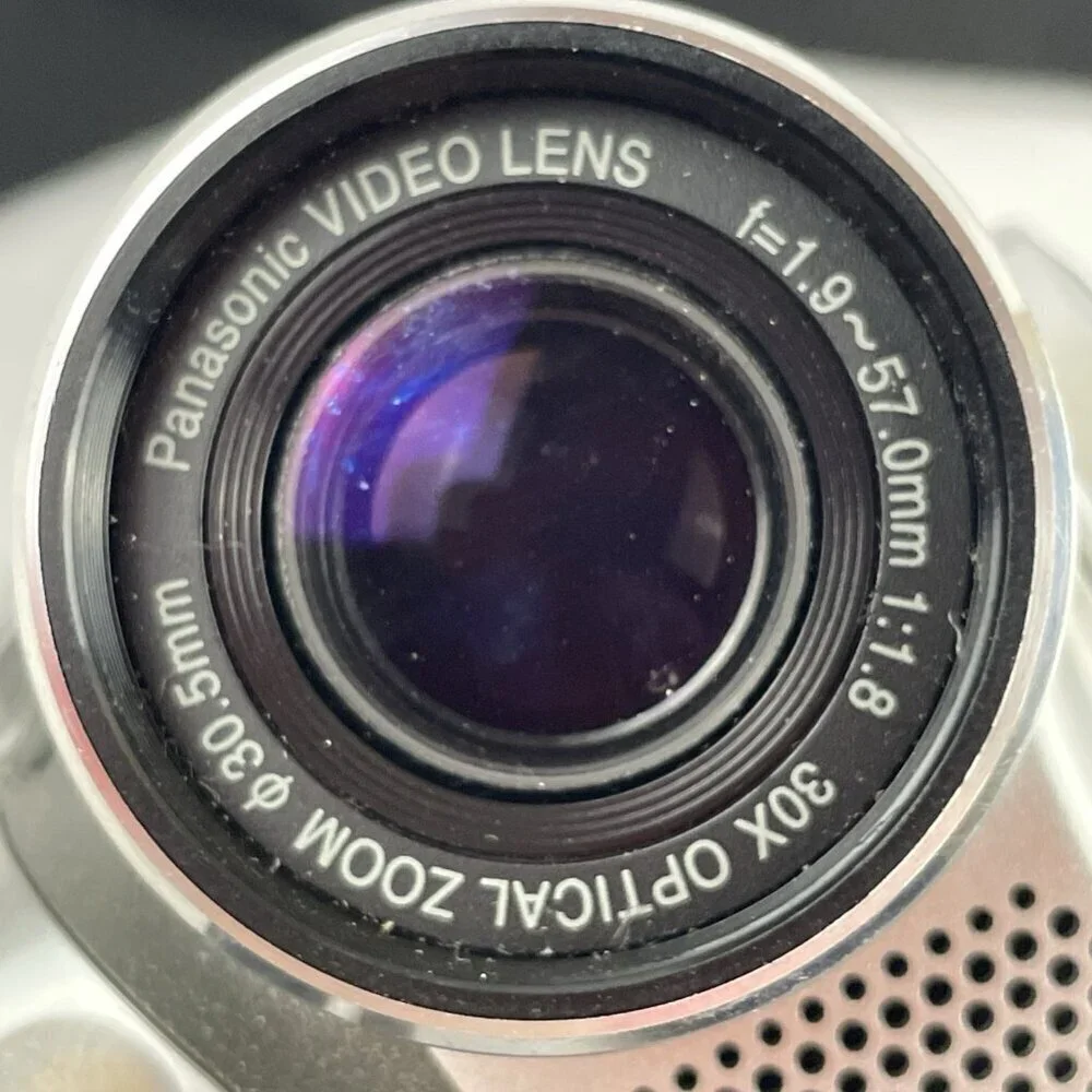 Panasonic PV-GS39 Mini DV Camcorder Only For Parts Not Working